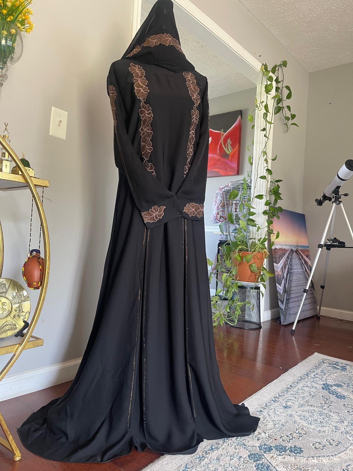 Abaya